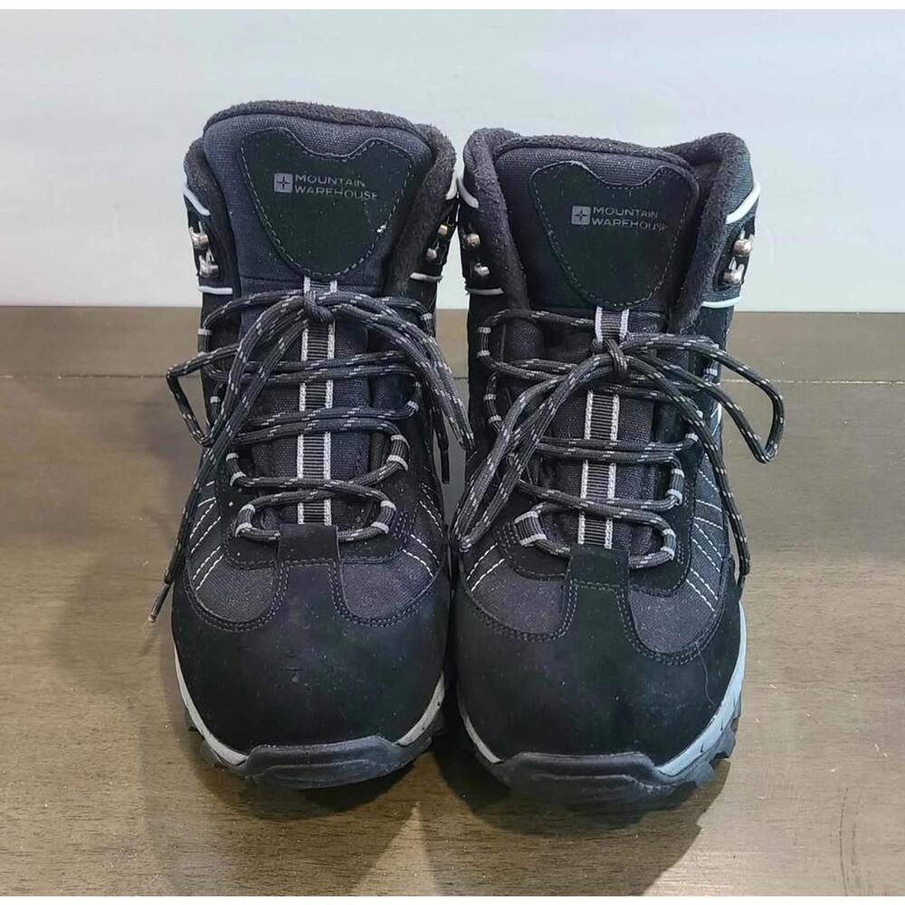 Mountain Warehouse Winter Boots (Men's size 8)
